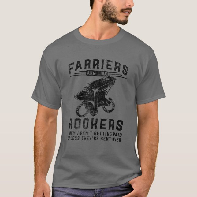 Funny Farrier Hoof Trimming Pferd Pferd Shooting H T-Shirt (Vorderseite)