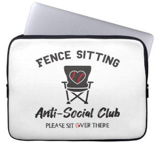 Funny Fence sitzt Anti Social Club Baseball Soft Laptopschutzhülle