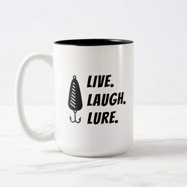 Funny Fishing lebt. Lure lachen. Zweifarbige Tasse (Links)