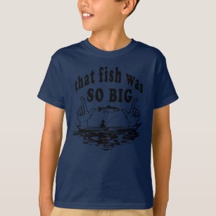 Funny Fishing T - Shirt mit schwarzer Schrift.