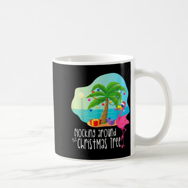 Funny Flamingo Flocking Around The Christmas Tree  Kaffeetasse (Rechts)