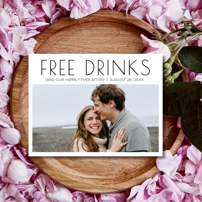 Funny Free Drinks Foto Hochzeit retten das Datum Ankündigungspostkarte (Funny Free Drinks Photo Wedding Save the Date Postcard)