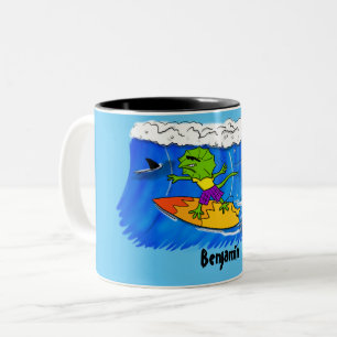 Funny frilled Halslizard Surfing Cartoon Zweifarbige Tasse