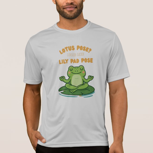 Funny Frog Yoga Cartoon Lotus Lily Pad Pose Design T-Shirt (Vorderseite)