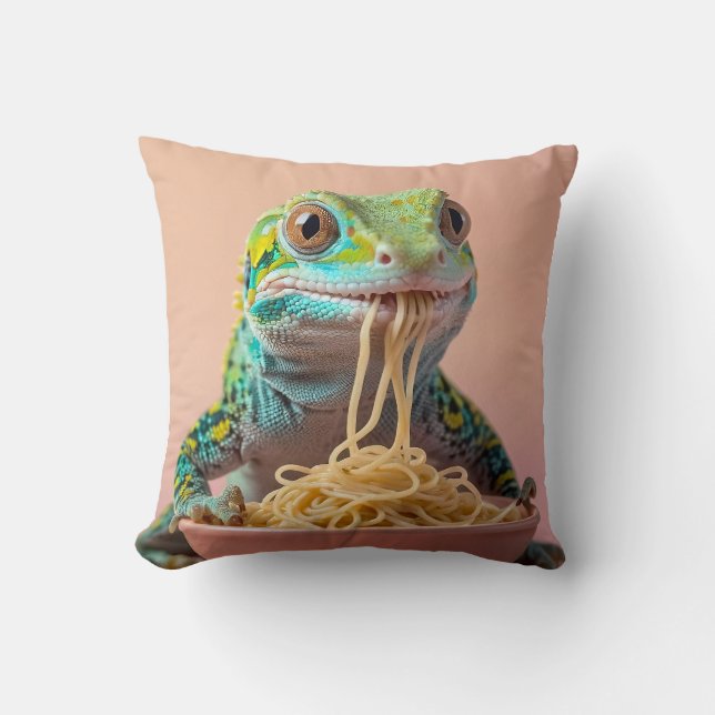 Funny Gecko Eating Spaghetti Kissen (Vorderseite)