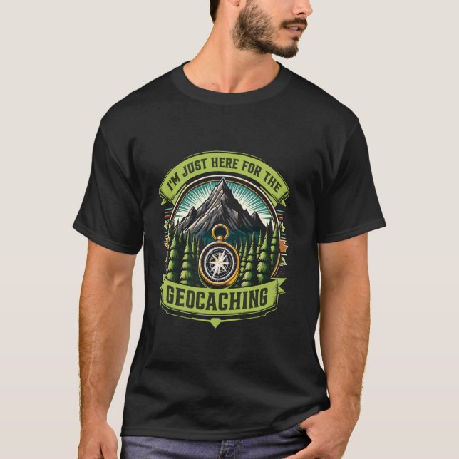 Funny Geocache Enthusiasten Cache Lover T-Shirt (Vorderseite)