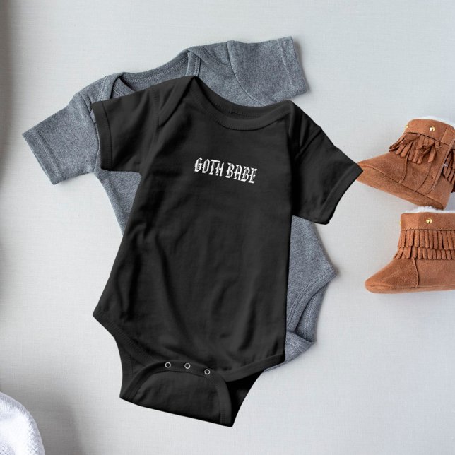 Funny Goth Babe Typografie Baby Bodysuit Baby Strampler (Von Creator hochgeladen)