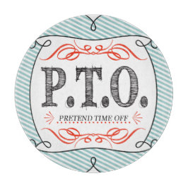 Funny gratuliert dazu, so zu tun, als wäre die Zei Schneidebrett