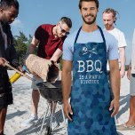Funny GRILLEN ist eine menschliche Küche Schürze<br><div class="desc">Erleben Sie Lachen und Stil kombiniert mit unserer "Funny Man Schürze". Es zeichnet sich durch ein visuell ansprechendes blaues geometrisches Muster aus, das definitiv Augen auffangen wird. Aber es gibt mehr als nur ein hübsches Gesicht, die Schürze ist mit Grillutensilien geschmückt und das einzigartige, freche Sprichwort "Eine Grillen ist die...</div>
