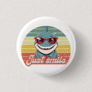 Funny Hai laden Sie zum Lächeln ein Button