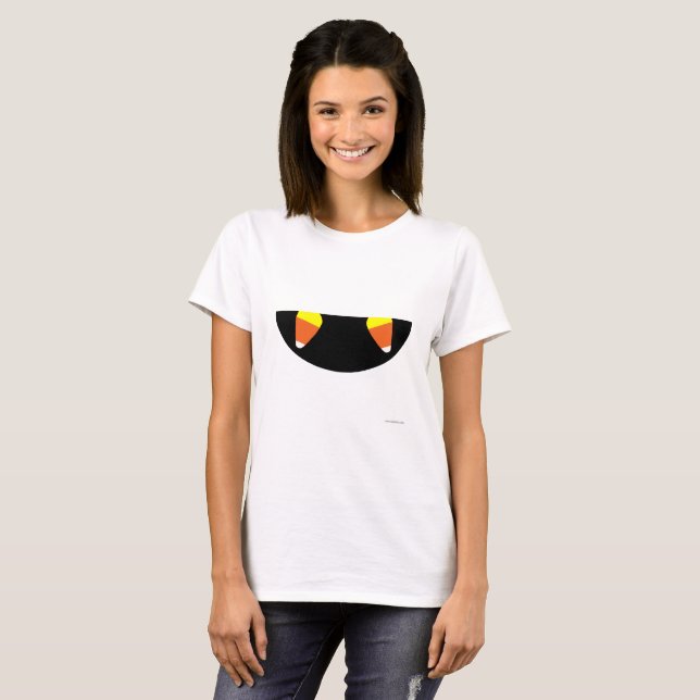 Funny Halloween Candy Fangs T-Shirt (Vorne ganz)