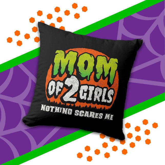 Funny Halloween Nothing Scares Me Mama von 2 Girls Kissen (Von Creator hochgeladen)