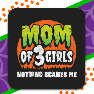 Funny Halloween Nothing Scares Me Mama von 3 Girls Quadratischer Aufkleber