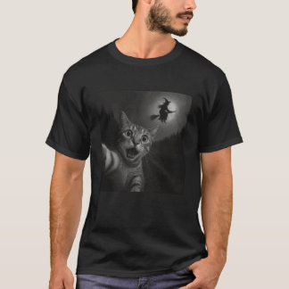 Funny Halloween Surprised Scared Cat Selfie Witch  T-Shirt