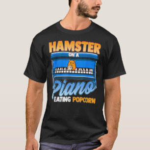 Funny Hamster auf einem Piano Eating Popcorn T-Shirt