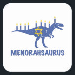 Funny Hanukkah Dinosaur MenorahSaurus Dino Quadratischer Aufkleber<br><div class="desc">Herzlichen Glückwunsch Hanukkah Dinosaurier Menorahsaurus. Niedlicher und alberner Dinosaurier mit Menorah-Kerzen auf seinem Rücken. Dies macht ein phantastisches Gag Geschenk oder Geburtstagsgeschenk für einen Naturwissenschafts- und Dino-Liebhaber oder Paläontologen.</div>