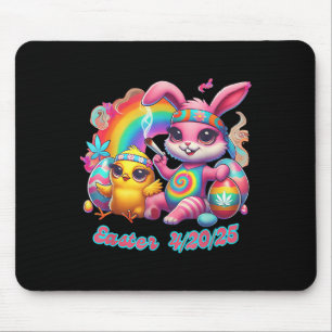 Funny Happy Oaster Bunny Chick Rauchen Weed Mousepad