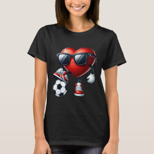 Funny Heart Playing Soccer Valentinstag Mens Boy T-Shirt