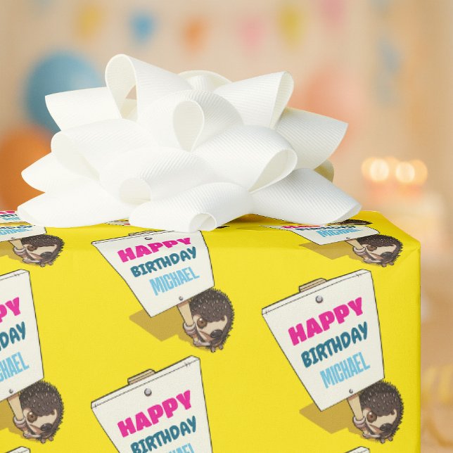 Funny Hedgehog Add The Name Happy Birthday Cartoon Geschenkpapier (Von Creator hochgeladen)