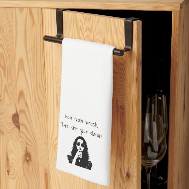 Funny Hey, Train Wreck This Isn't Your Station  Geschirrtuch (Drittel gefaltet)