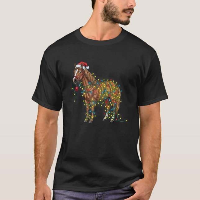 Funny Horse Tangled In Christmas Lights Wearing A  T-Shirt (Vorderseite)
