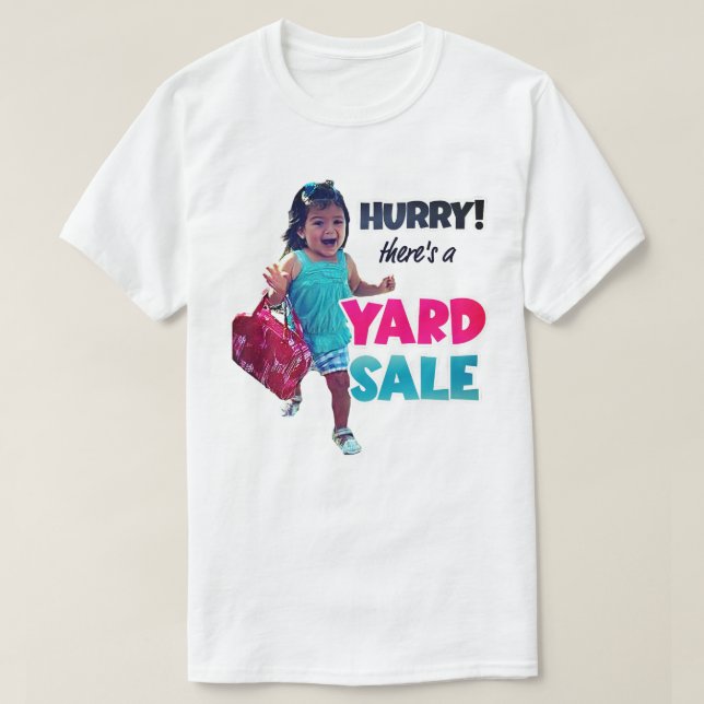 Funny Hurry Es gibt einen Yard Sale Women's T - Sh T-Shirt (Design vorne)