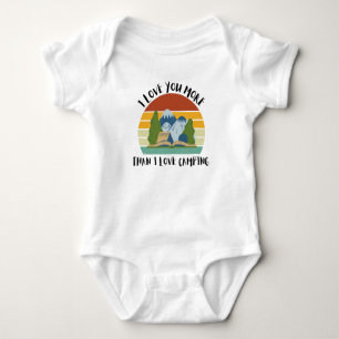 Funny I Liebe Sie mehr als ich Liebe Camping Baby Strampler