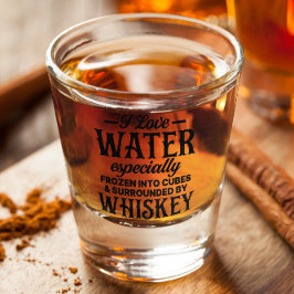 Funny I Liebe Wasser gefroren in Whiskey Schnapsglas