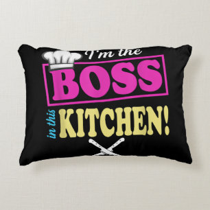 Funny im the Boss in dieser Küche T - Shirt Kochen Dekokissen
