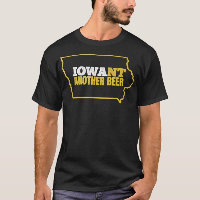 Funny Iowa Beer Distressed Iowa Staat Karte (2) T-Shirt (Vorderseite)
