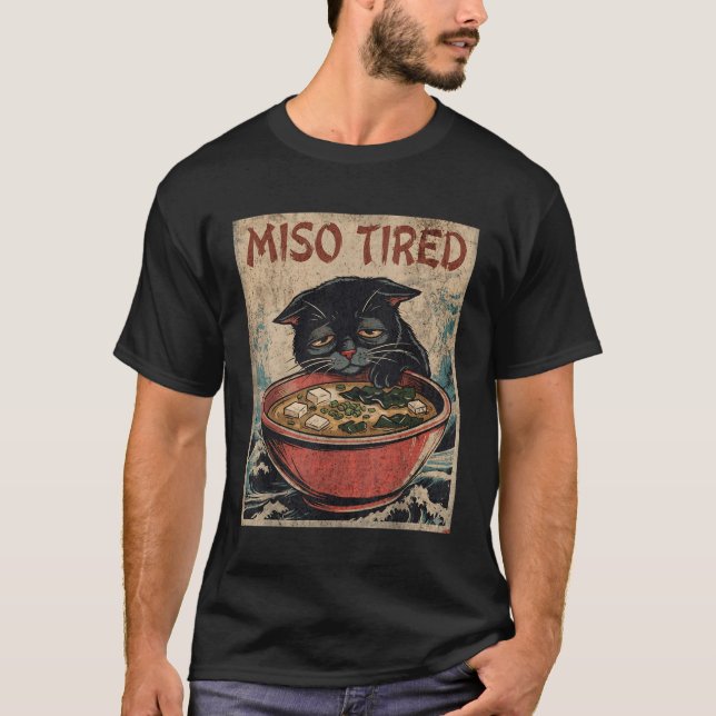 Funny Japanese Cat Pun Food Humor Miso Ramen Soup  T-Shirt (Vorderseite)