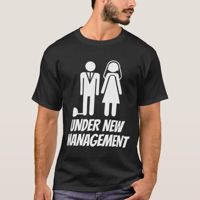 Funny Just Married , Fun Newlywed Gag For Men  T-Shirt (Vorderseite)