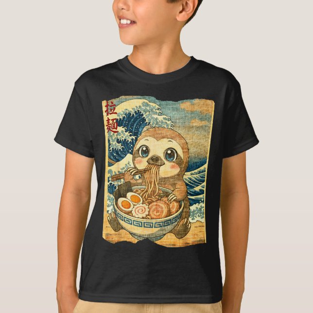 Funny Kawaii Sloth Ramen Noodle Bowl Japanese Wave T-Shirt (Vorderseite)