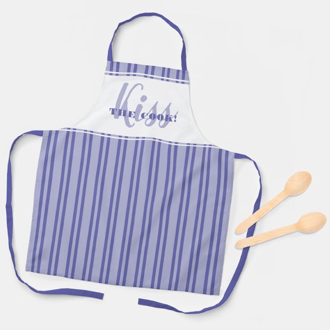 Funny Kiss Cook Trendy Moderner Spaß Periwinkle Schürze (Funny Kiss The Cook Trendy Modern Humor Periwinkle Apron)