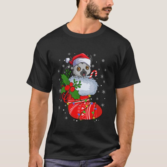 Funny Lemur an Weihnachtssocken Weihnachtslicht T-Shirt (Vorderseite)