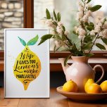 Funny Make Margaritas Wasserfarbener Drink Zitat K Poster<br><div class="desc">Margaritas Poster - Manche sagen, Alkohol sei ein Heiler, besonders an jenen Tagen, an denen sich die Dinge über Ihnen stapeln. Im Angesicht der Widrigkeiten kommt diese tropische Wasser Farbe Zitrone Abbildung in gelb und grün. Mit dem inspirierenden Zitat: "Wenn das Leben einem Zitronen gibt, machen Margaritas." Wir alle brauchen...</div>