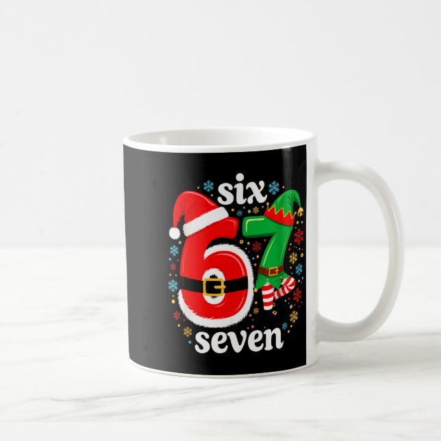Funny Meme Six Seven 67 Elf 6 7 Santa Christmas Pa Kaffeetasse (Rechts)