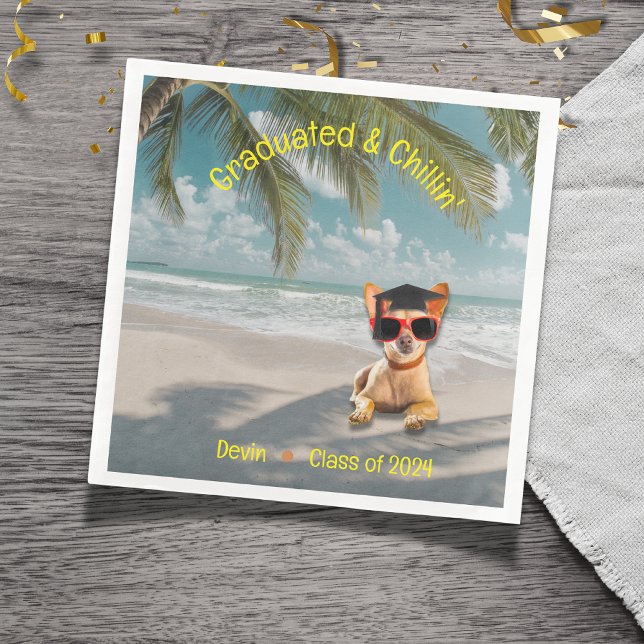 Funny Modern Dog Beach Abschluss Serviette (Matching cups, napkins and plates in the Graduated & Chillin' Collection are perfect for your party!)