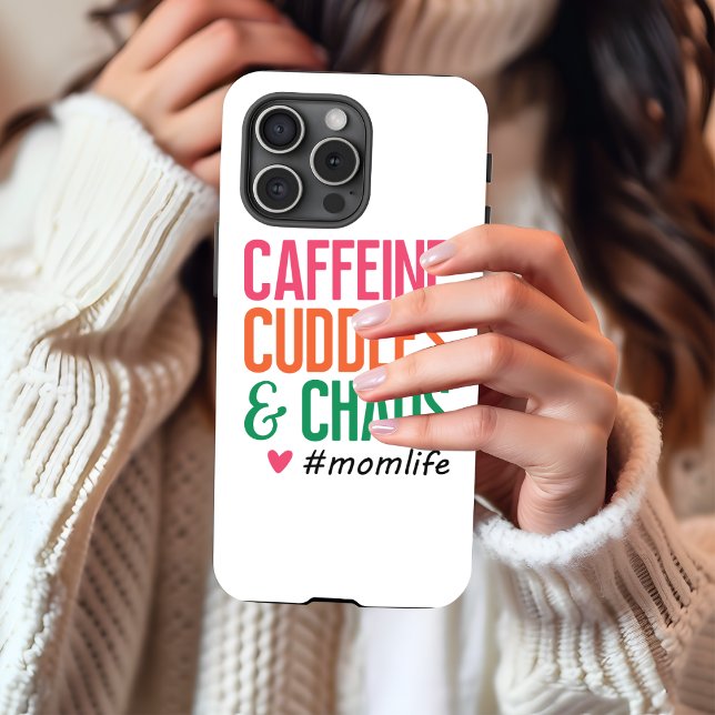 Funny Mom Life iPhone 15 Pro Case  iPhone Hülle (Caffeine Cuddles & Chaos #momlife iPhone 15 Pro case. )