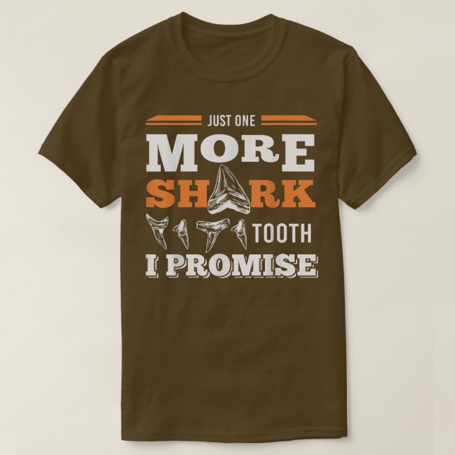 Funny More Shark Teeth T-Shirt (Design vorne)