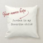 Funny Mothers Day Lieblings-Kind Moderner Spaß Kissen<br><div class="desc">Funny Kissen für Mutter's Day ODER Vatertag,  geben Ihren Eltern dieses lustige,  moderne Elfenbein und Holzkohle Vintage Schreibmaschine werfen Kissen lesen ' ...  ist mein Lieblingskind '. Besonders lustig für Singles:)</div>