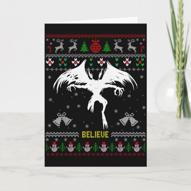 Funny Mothman Ugly Christmas Sweater Believe Crypt Karte (Vorderseite)