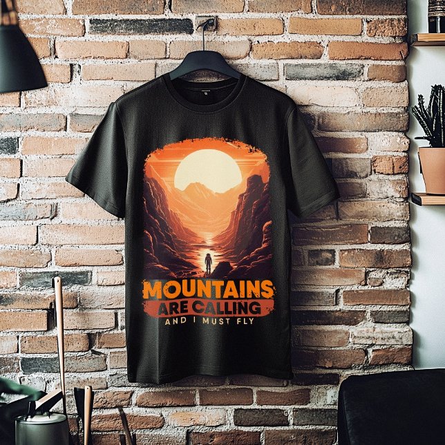 Funny Mountain Astronomie Lover Mars T-Shirt (Funny Mountain Astronomy Lover Mars Mountains T-Shirt)