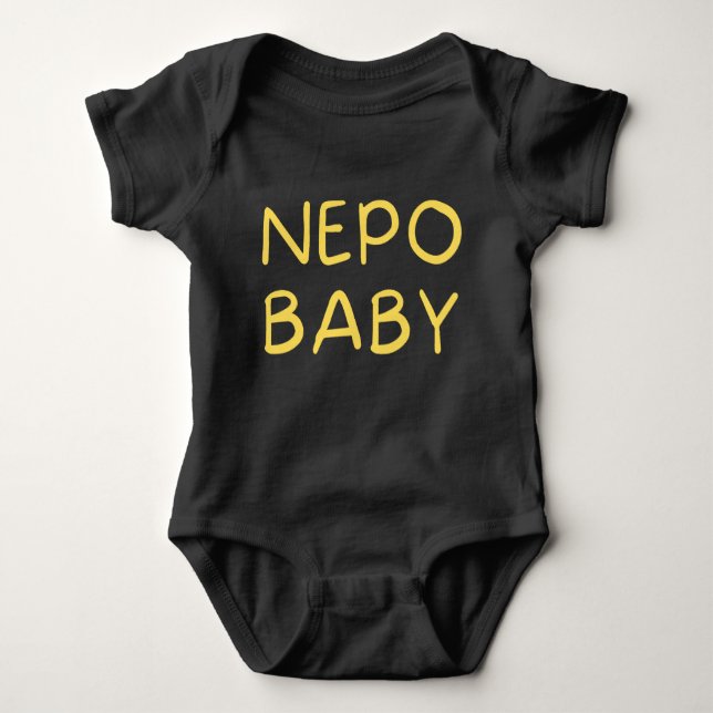 Funny Nepo Baby Strampler (Vorderseite)