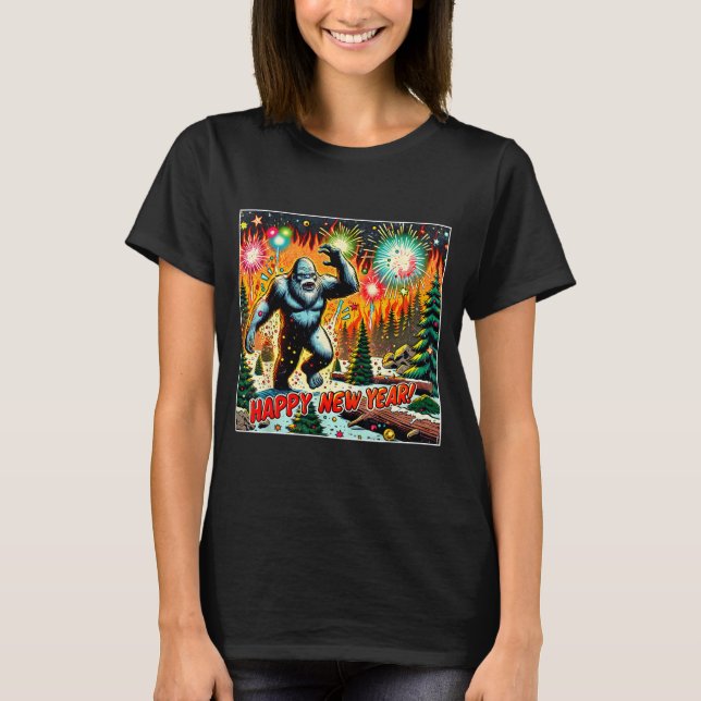 Funny New Years Eve 2024 Bigfoot And Fireworks Hum T-Shirt (Vorderseite)