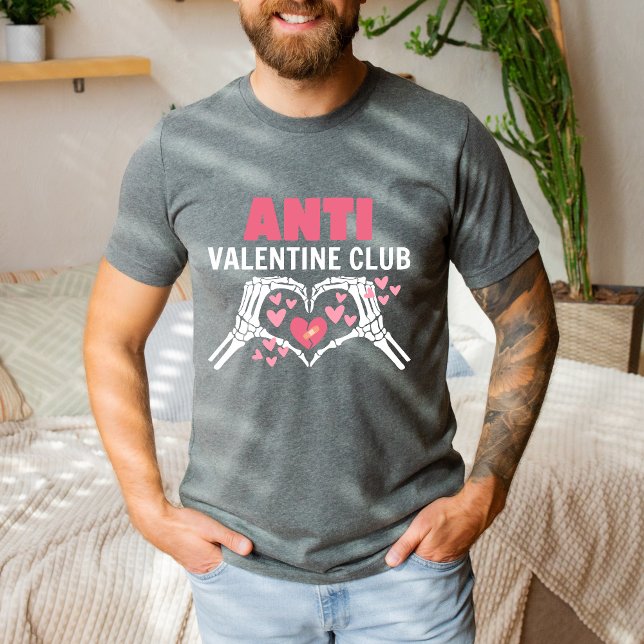 Funny Niedlich einsam Herz Anti Valentine's Day Ge T-Shirt (Von Creator hochgeladen)