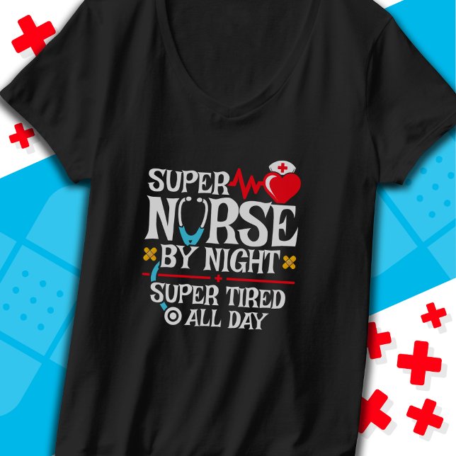 Funny Niedlich Super Tired Nurse Day Night Shift T-Shirt (Von Creator hochgeladen)