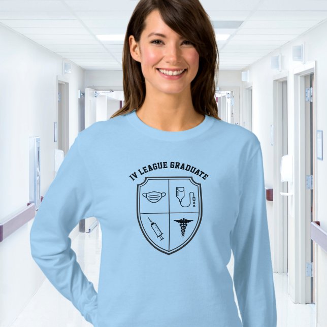Funny Nurse I.V. League T-Shirt (Von Creator hochgeladen)