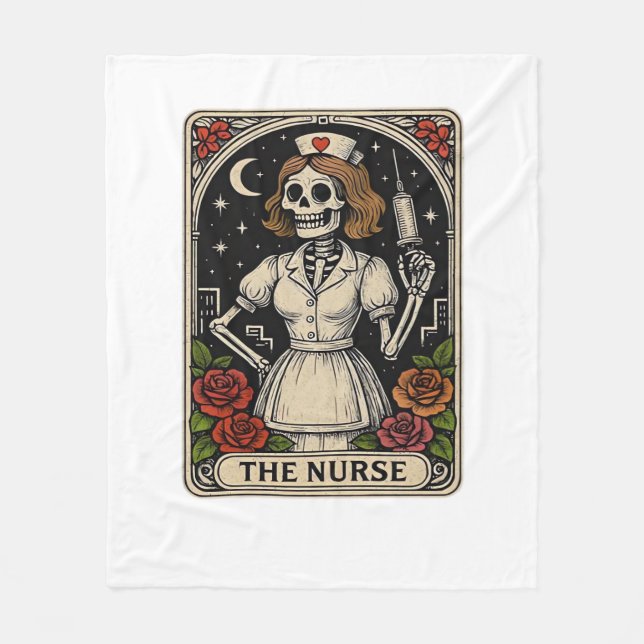 Funny Nurse Skeleton Tarot Card Halloween Nurse Fleecedecke (Vorderseite)