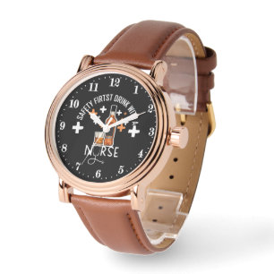 Funny Nurse trinkt Wortkunst Armbanduhr